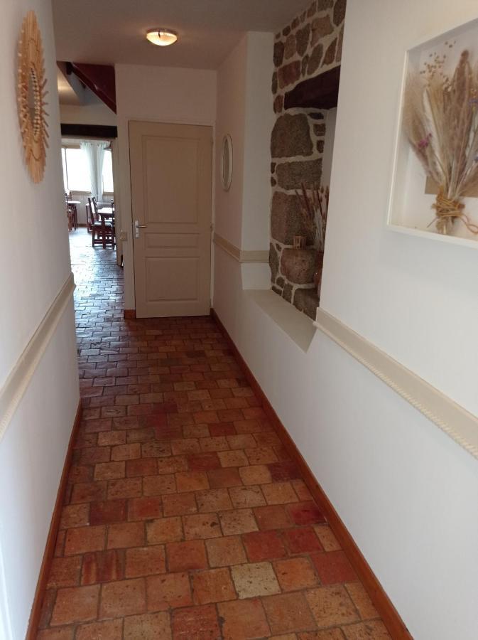Bed and Breakfast La Roche Saint-Hilaire-des-Landes Exterior foto