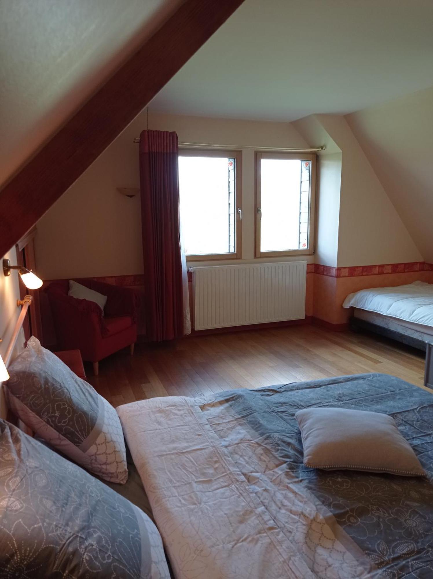 Bed and Breakfast La Roche Saint-Hilaire-des-Landes Zimmer foto